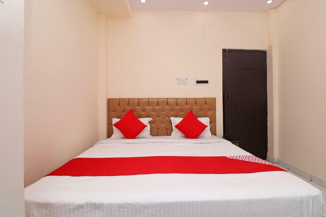 Oyo 30288 Hotel Moon Palace Лакхнау Экстерьер фото